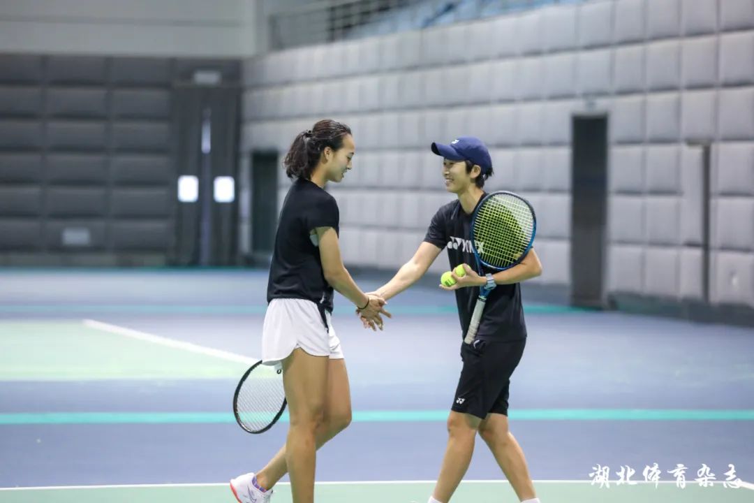 令人瞩目的 令人瞩目的