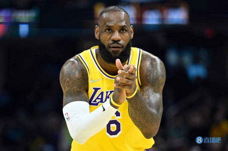 当所有目光 当所有目光